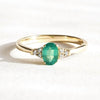 טבעת אמרלד  עם יהלומים 